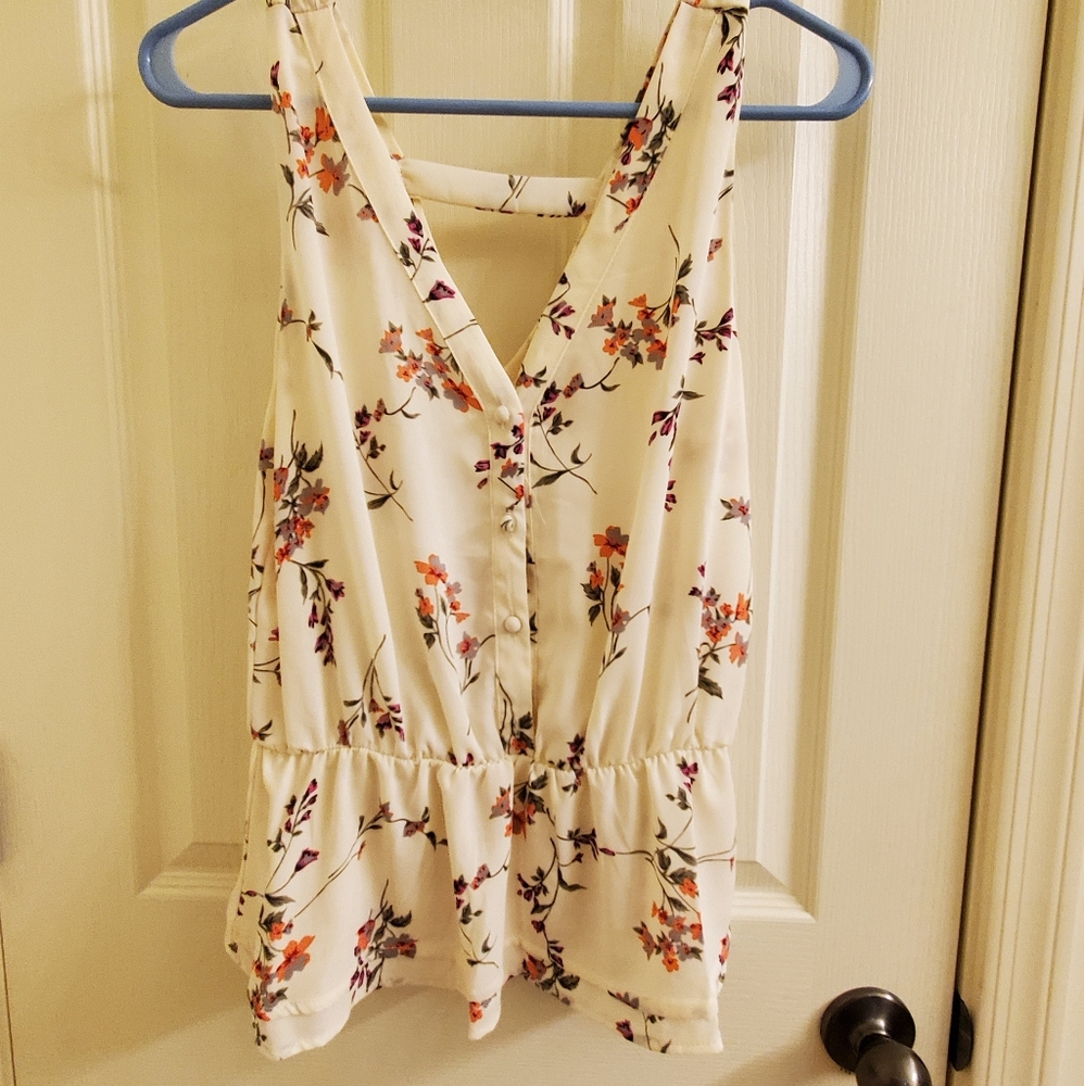 💥 Sienna Sky sleeveless top